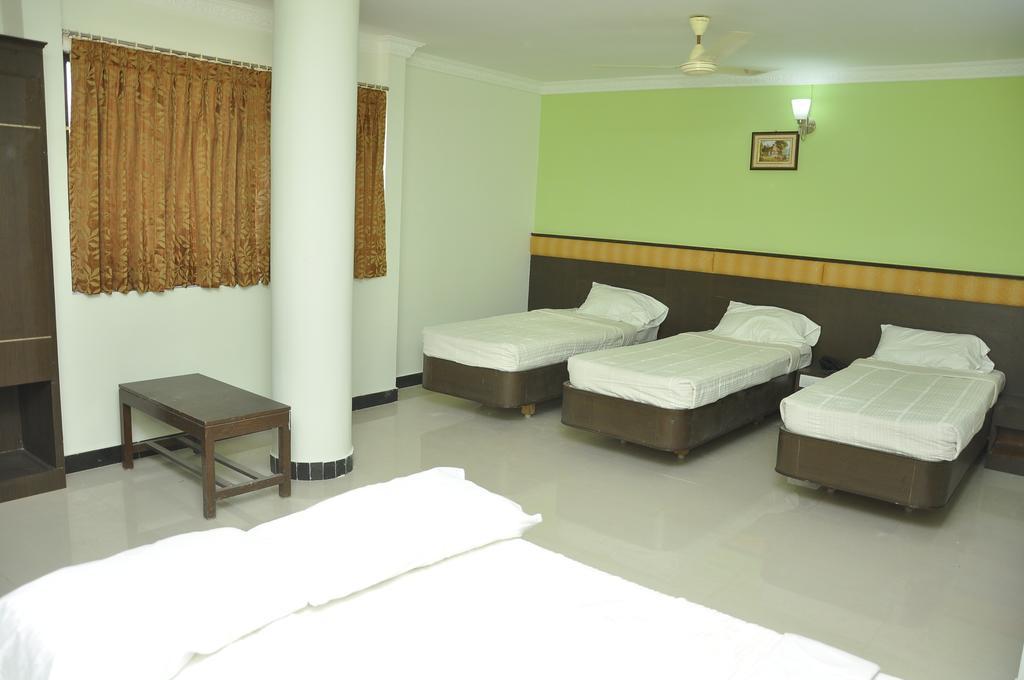 Jeyam Residency, Kumbakonam Hotel Exterior foto
