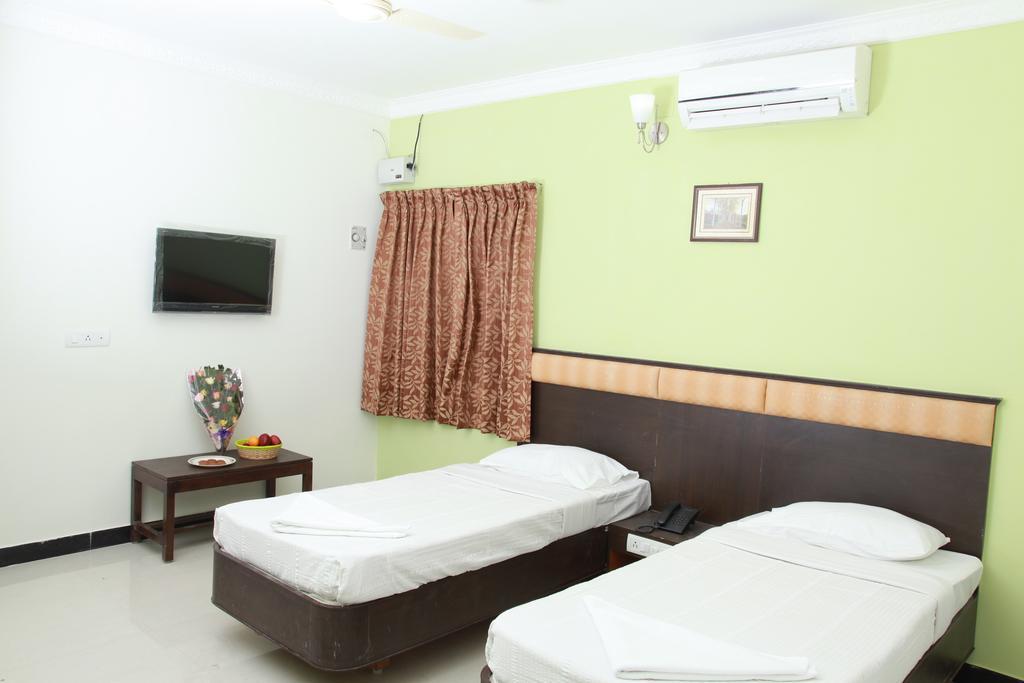 Jeyam Residency, Kumbakonam Hotel Exterior foto