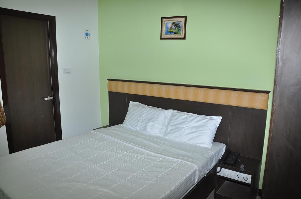 Jeyam Residency, Kumbakonam Hotel Exterior foto